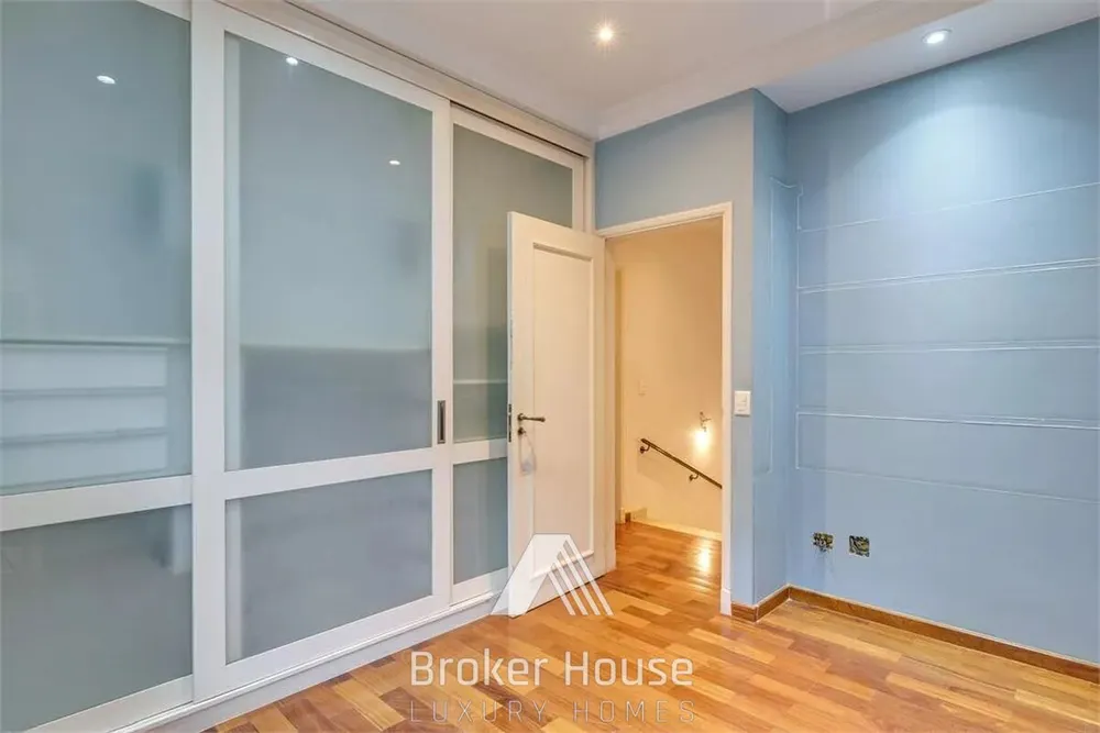 Casa, 3 quartos, 261 m² - Foto 3