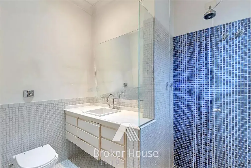 Casa, 3 quartos, 261 m² - Foto 1