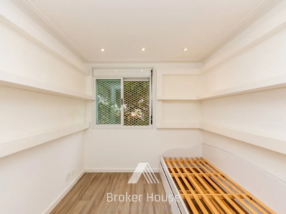 Apartamento, 3 quartos, 218 m² - Foto 1