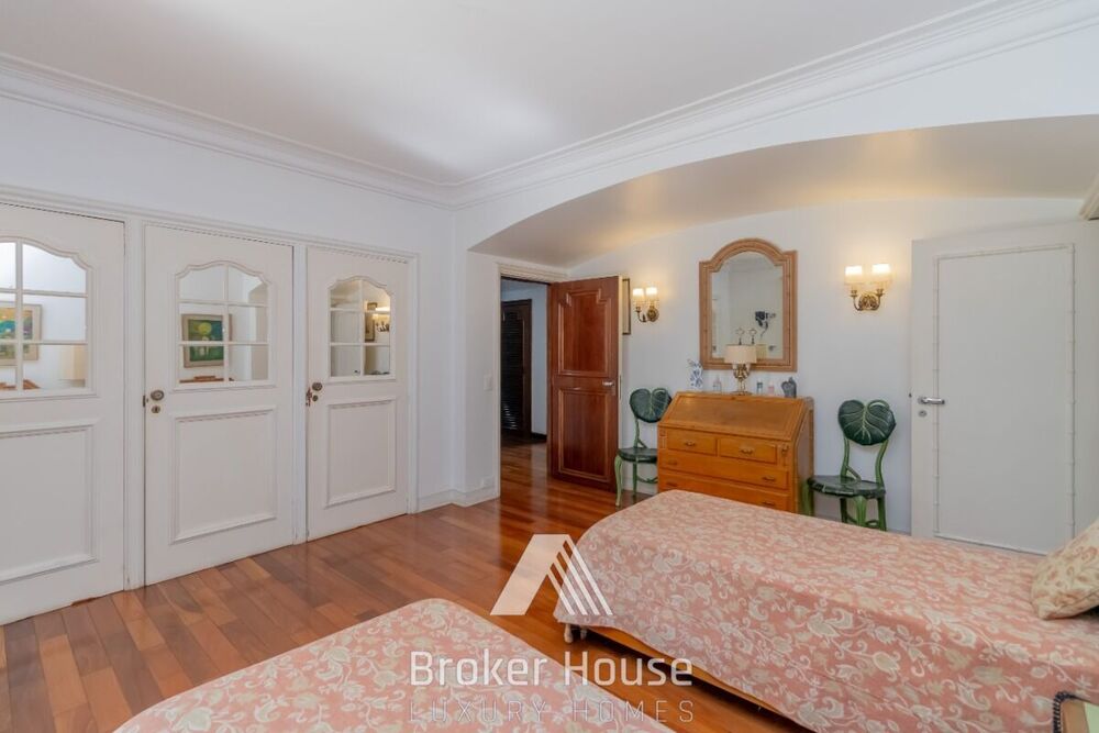 Casa, 4 quartos, 620 m² - Foto 4