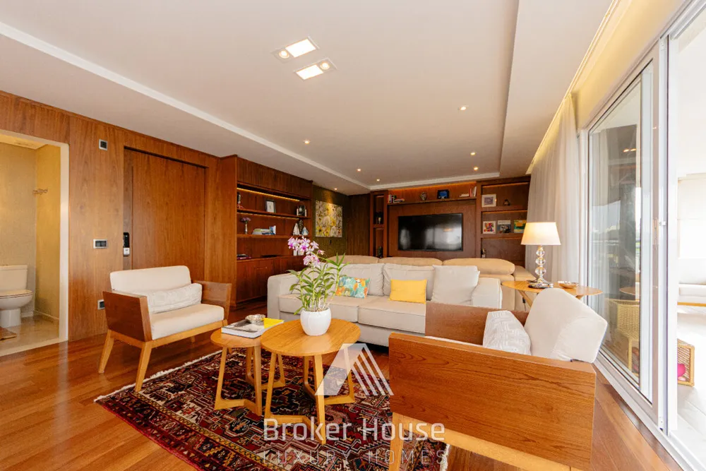 Apartamento, 3 quartos, 208 m² - Foto 1