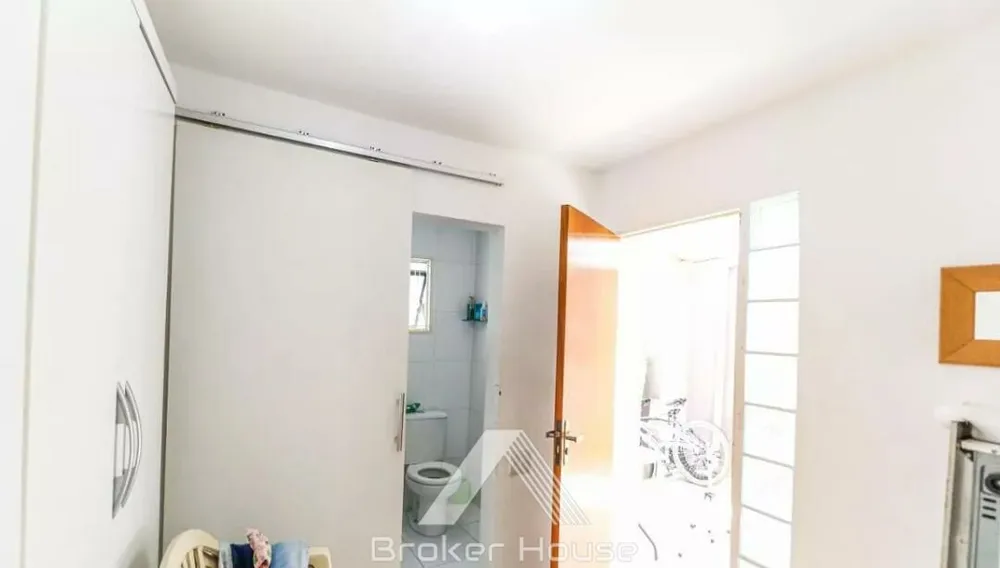 Casa, 4 quartos, 210 m² - Foto 1