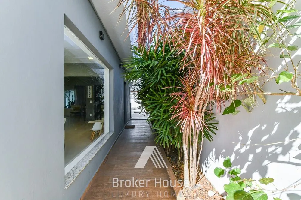 Casa, 4 quartos, 240 m² - Foto 4