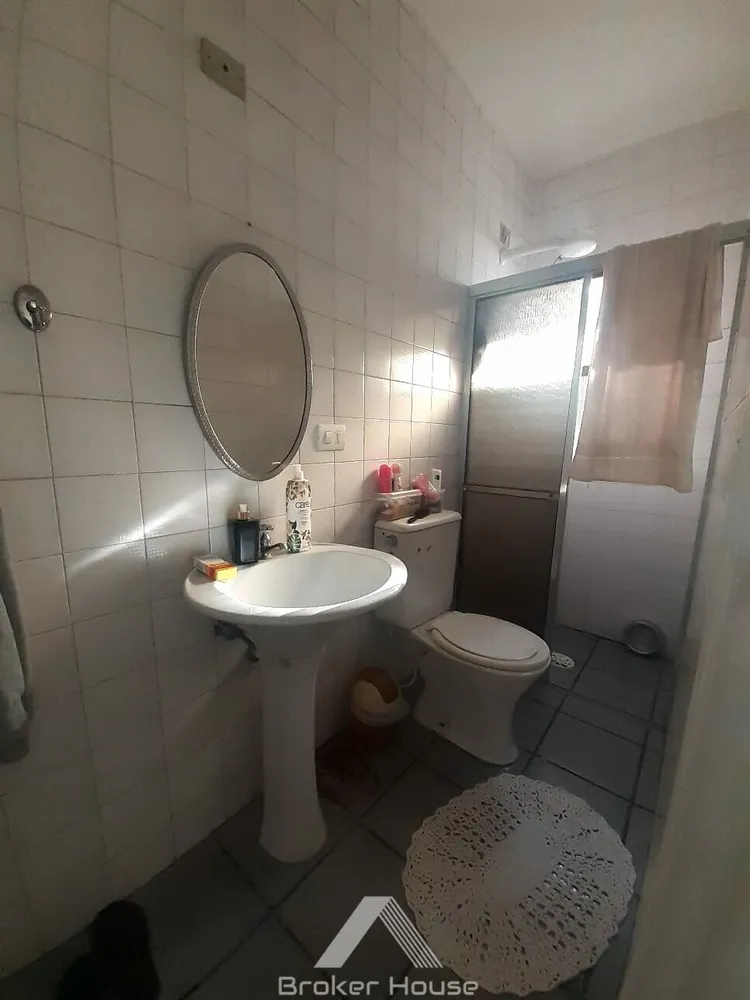 Casa, 3 quartos, 225 m² - Foto 1
