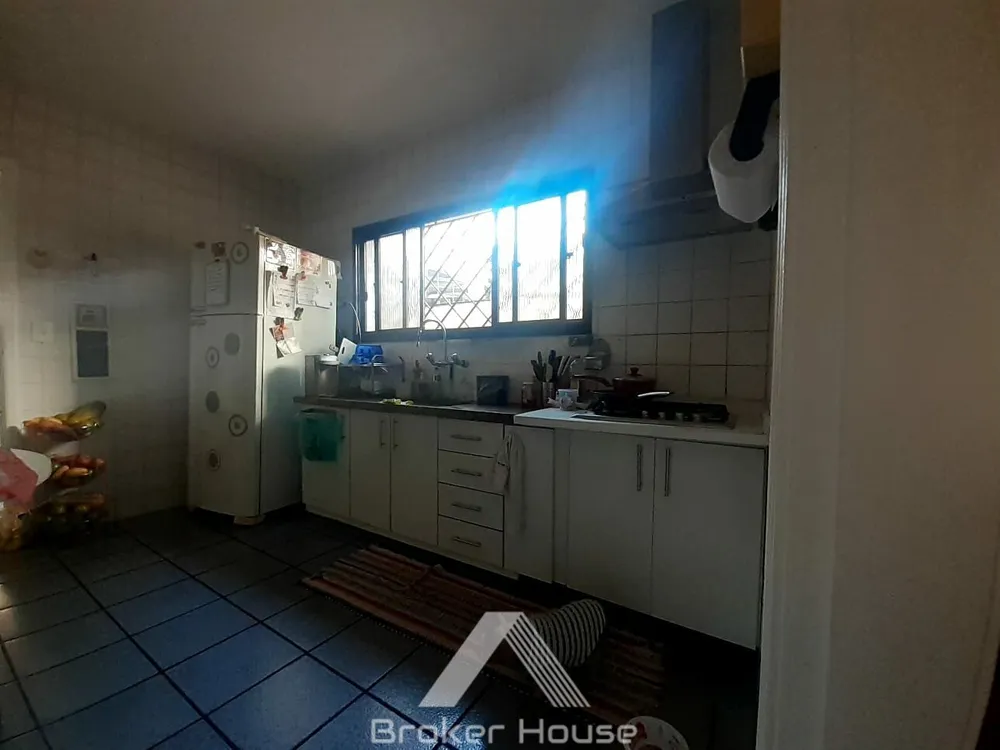 Casa, 3 quartos, 225 m² - Foto 4
