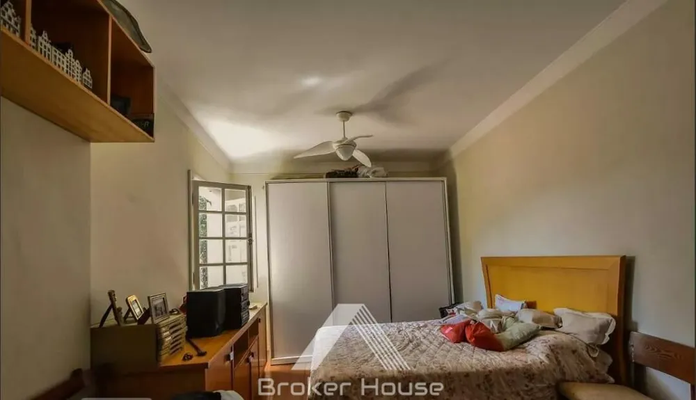 Casa, 4 quartos, 370 m² - Foto 1