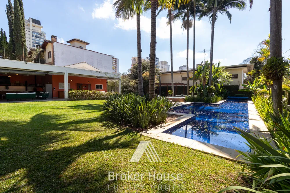 Casa, 6 quartos, 899 m² - Foto 1