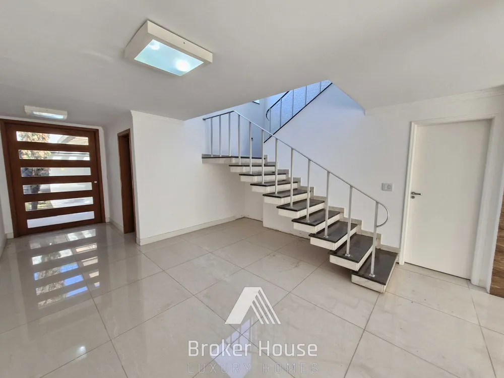 Casa, 3 quartos, 330 m² - Foto 2