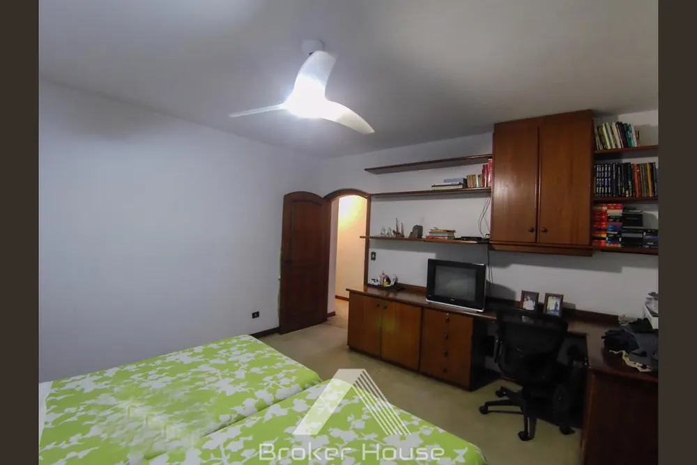 Casa, 4 quartos, 290 m² - Foto 3