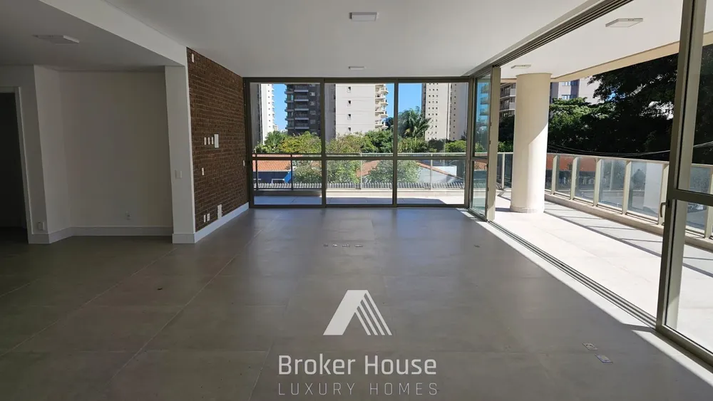 Apartamento, 3 quartos, 521 m² - Foto 2