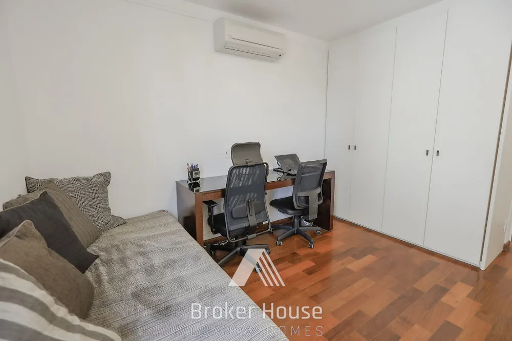 Apartamento, 3 quartos, 227 m² - Foto 2