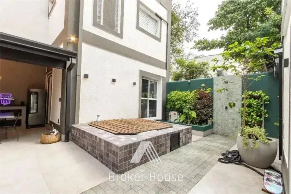 Casa, 4 quartos, 350 m² - Foto 1