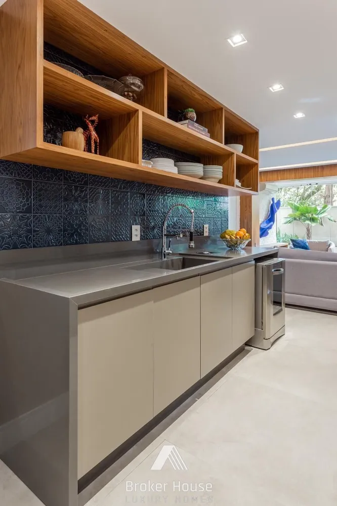 Apartamento, 3 quartos, 213 m² - Foto 2