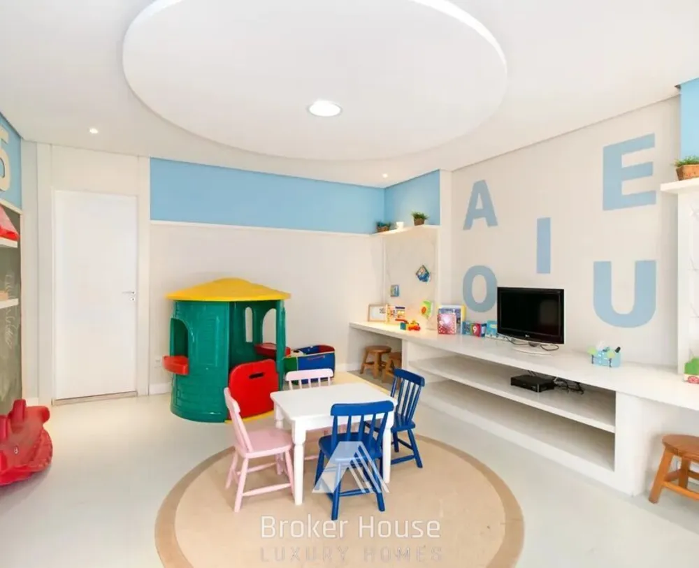 Apartamento, 3 quartos, 213 m² - Foto 1