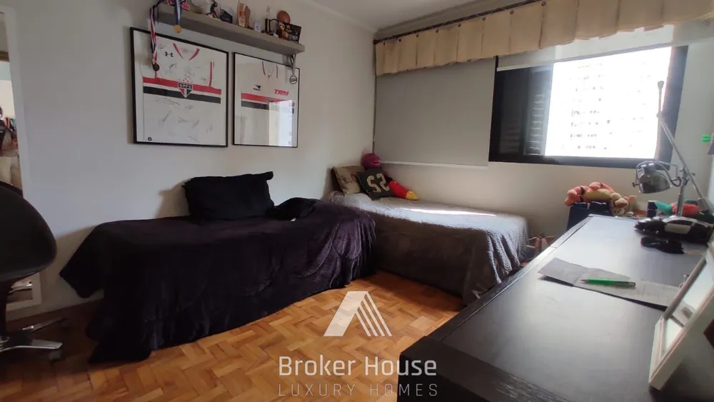 Apartamento, 4 quartos, 227 m² - Foto 2