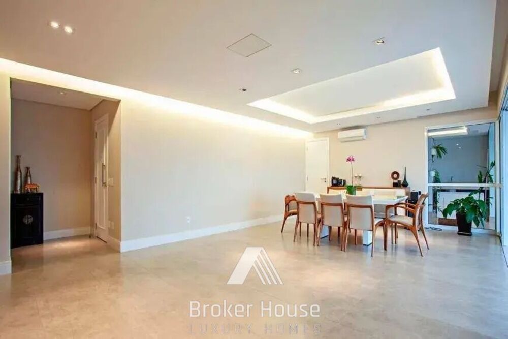 Apartamento, 4 quartos, 258 m² - Foto 2