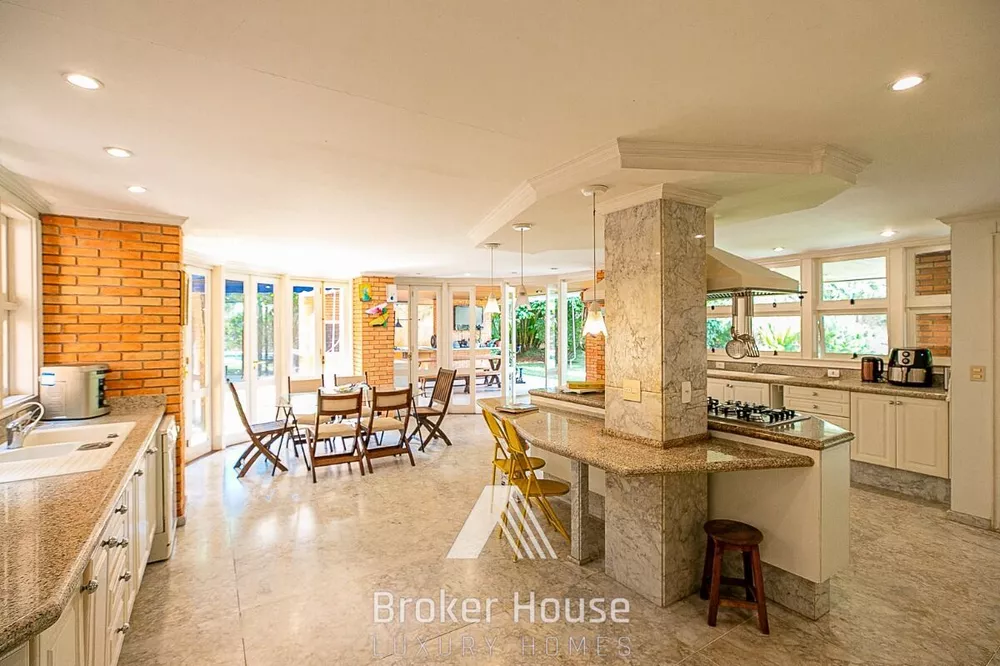 Casa, 4 quartos, 1000 m² - Foto 1