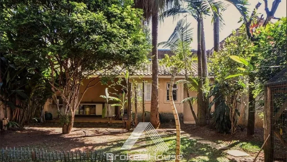 Casa, 4 quartos, 370 m² - Foto 1