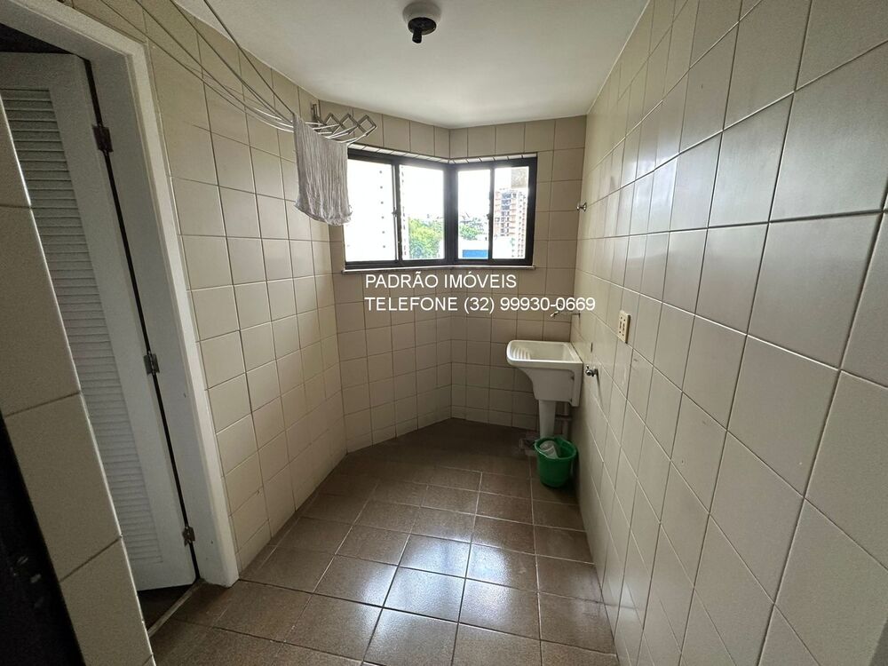 Apartamento à venda com 3 quartos, 130m² - Foto 3