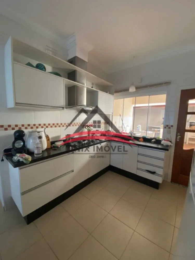 Casa, 3 quartos, 175 m² - Foto 3