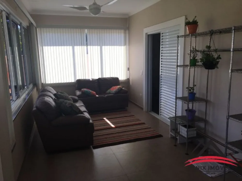 Chácara, 4 quartos, 1600 m² - Foto 4