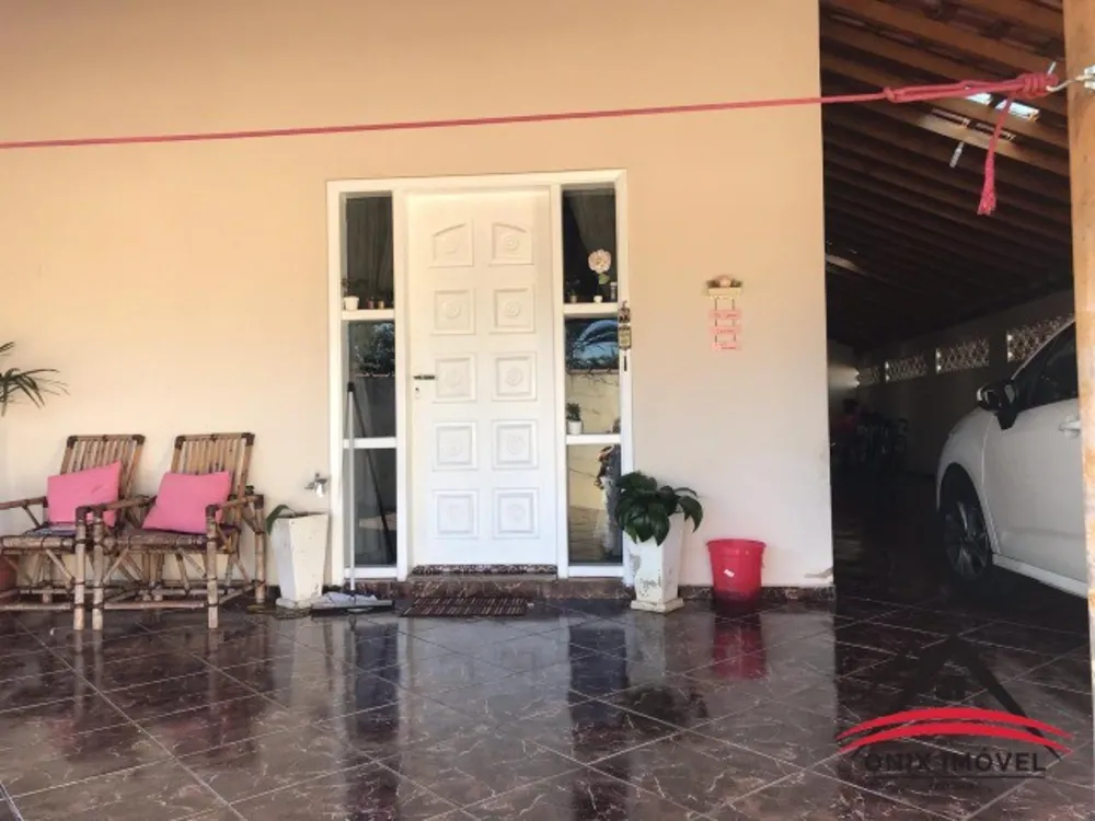 Casa, 3 quartos, 180 m² - Foto 1