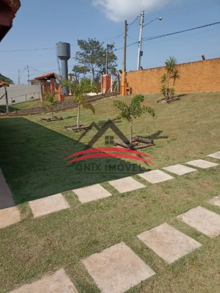 Chácara, 4 quartos, 1625 m² - Foto 2