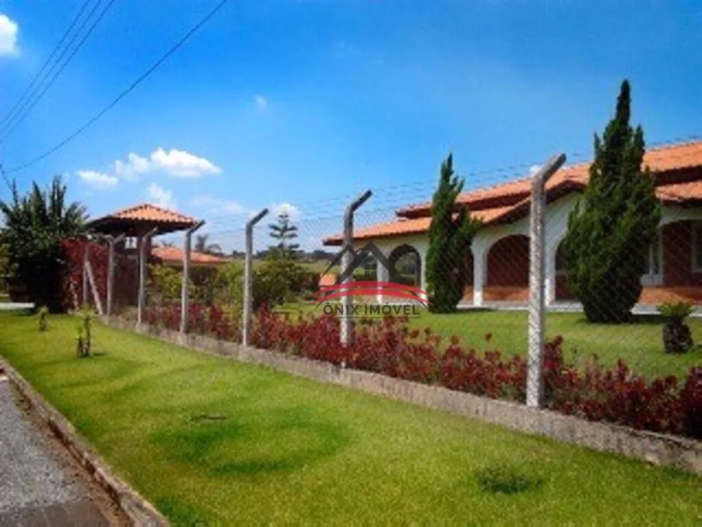 Chácara, 4 quartos, 6000 m² - Foto 1