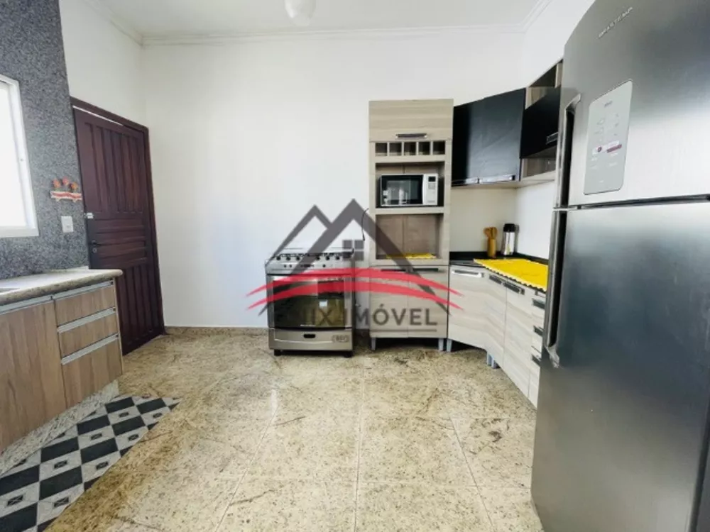 Casa de Condomínio à venda com 3 quartos, 300m² - Foto 8