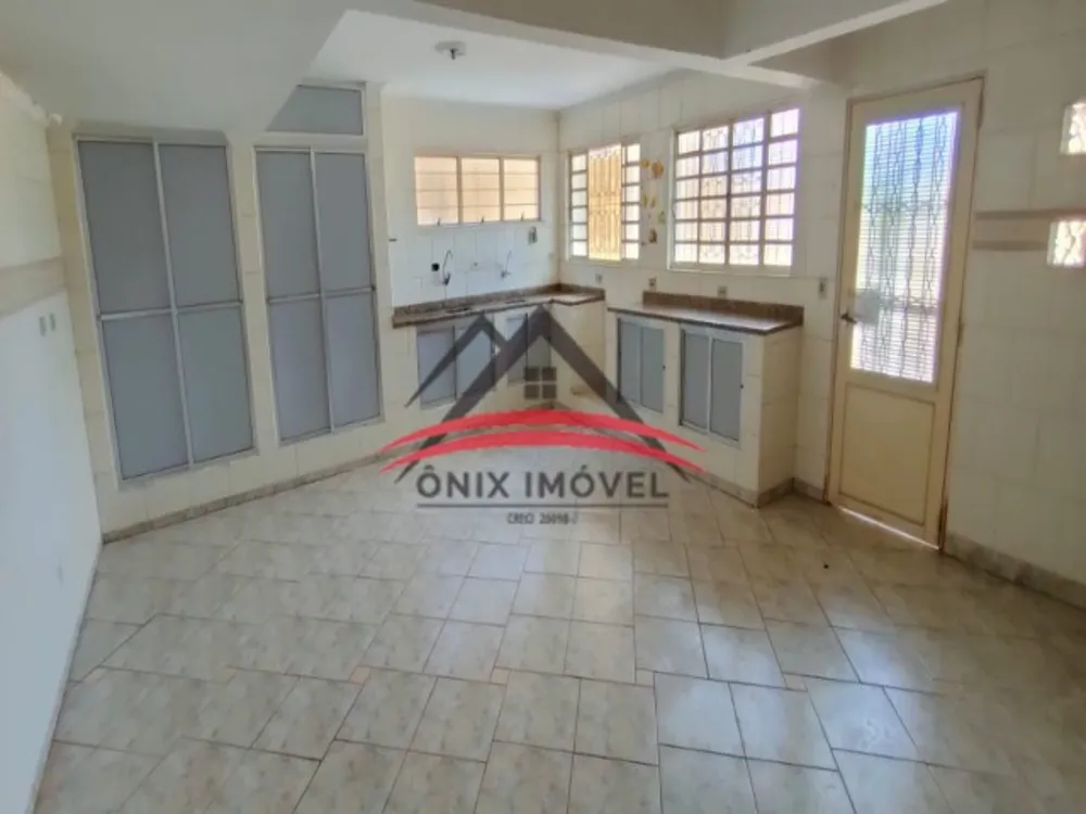 Casa, 2 quartos, 330 m² - Foto 4