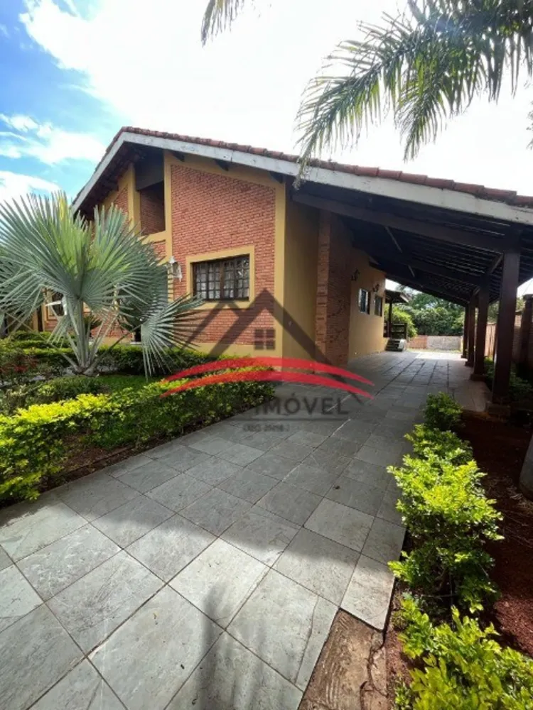 Chácara, 4 quartos, 3000 m² - Foto 1
