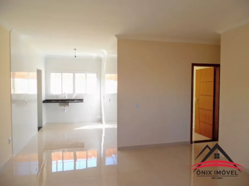 Apartamento à venda com 3 quartos, 79m² - Foto 3