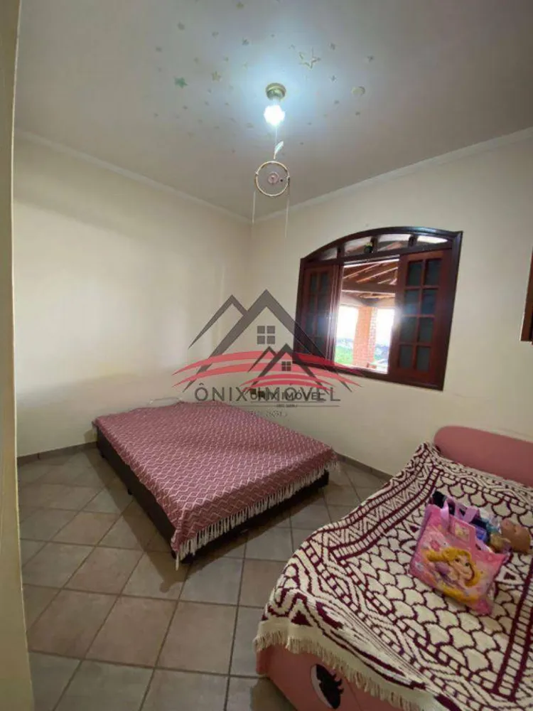 Chácara, 4 quartos, 1400 m² - Foto 2