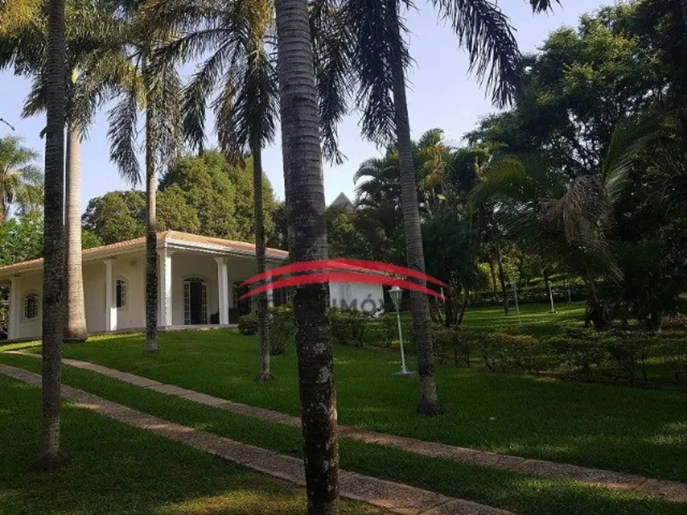 Chácara, 4 quartos, 2112 m² - Foto 1