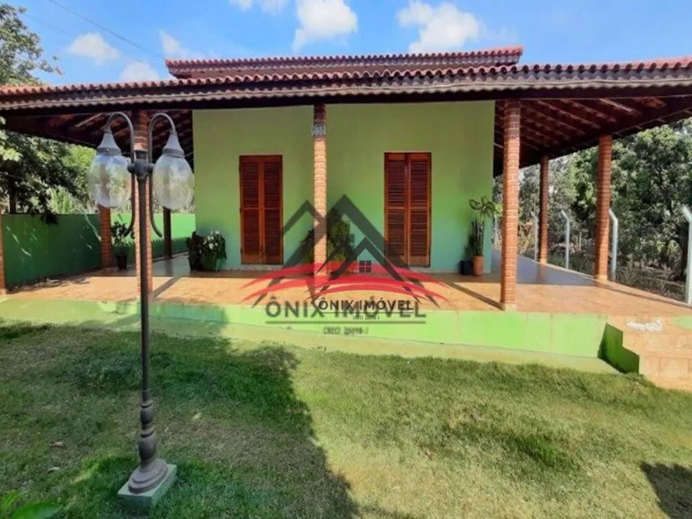Chácara, 4 quartos, 1000 m² - Foto 1