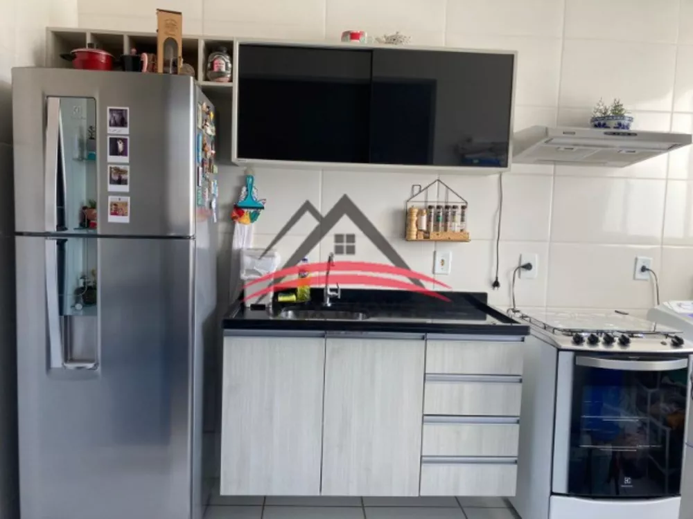 Apartamento à venda com 1 quarto, 38m² - Foto 2