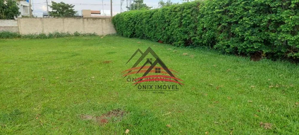 Loteamento e Condomínio, 703 m² - Foto 3