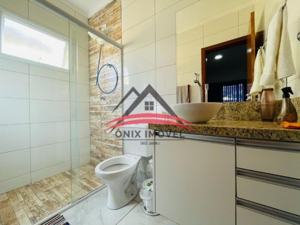Casa à venda com 2 quartos, 160m² - Foto 5