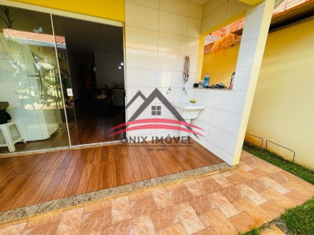 Casa à venda com 2 quartos, 160m² - Foto 8