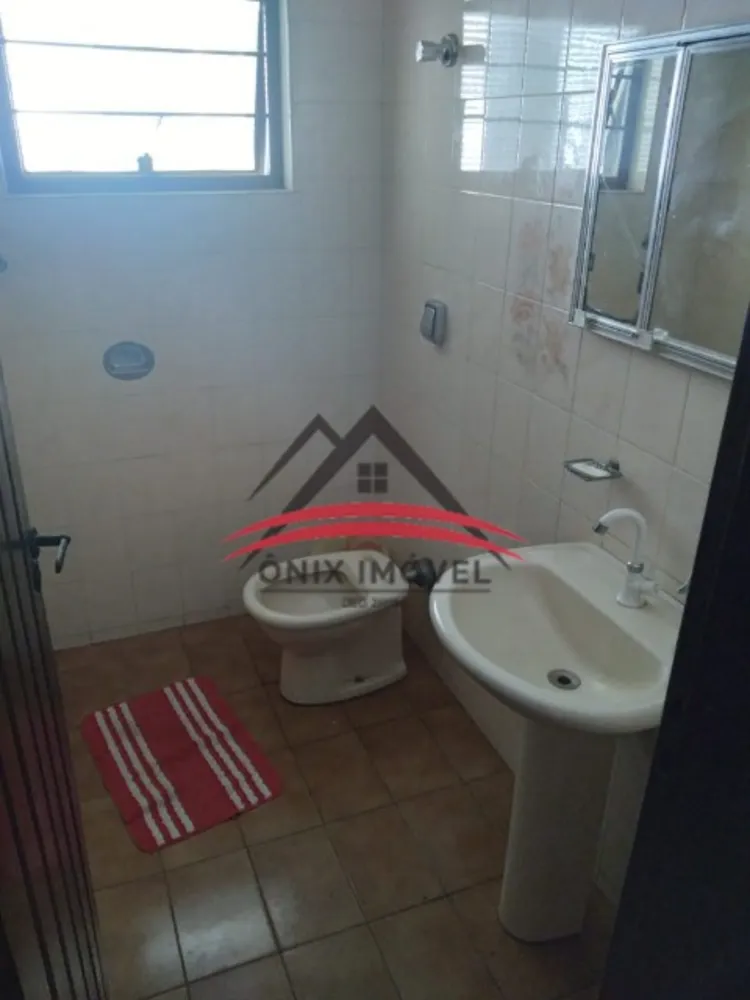 Sobrado, 4 quartos, 240 m² - Foto 2