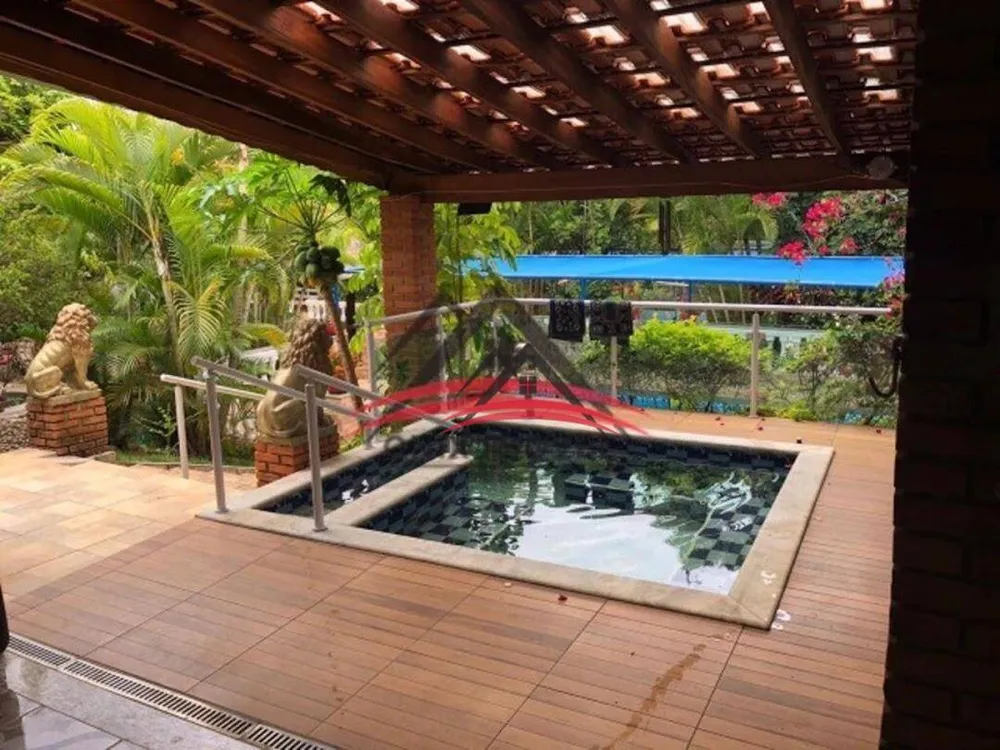 Chácara, 8 quartos, 10000 m² - Foto 1