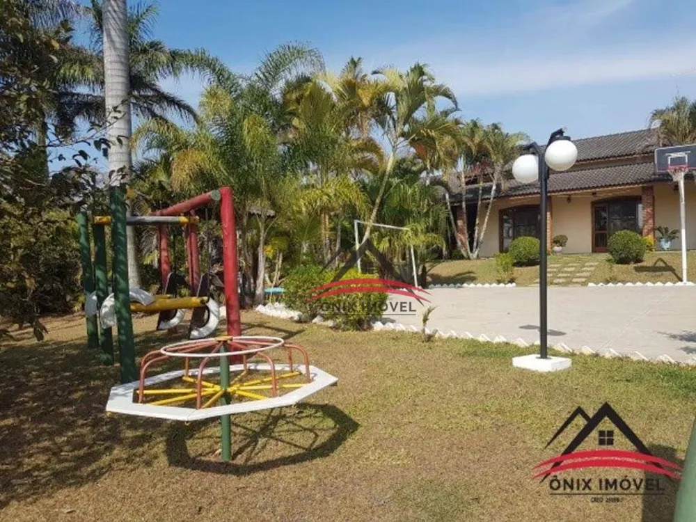 Chácara, 4 quartos, 3600 m² - Foto 4
