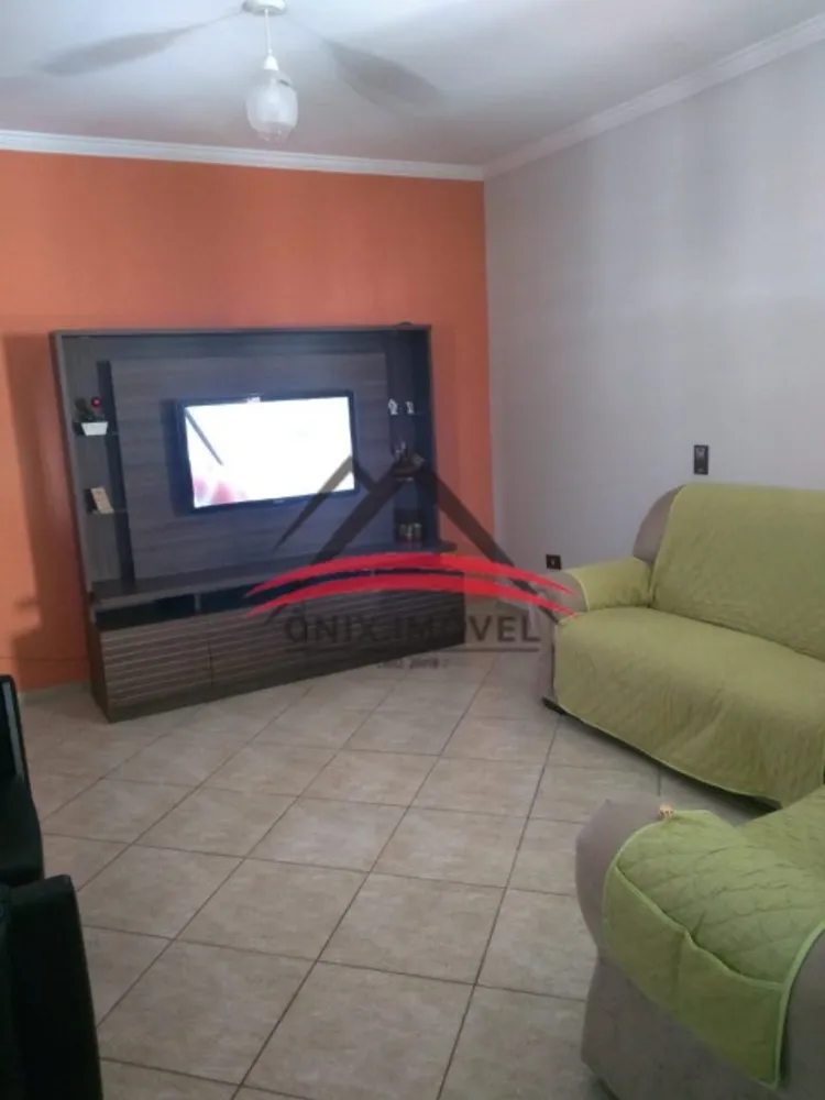 Casa, 3 quartos - Foto 2