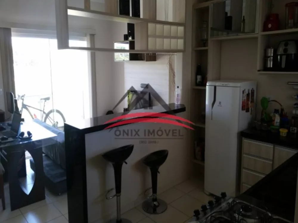 Apartamento à venda com 2 quartos, 82m² - Foto 1