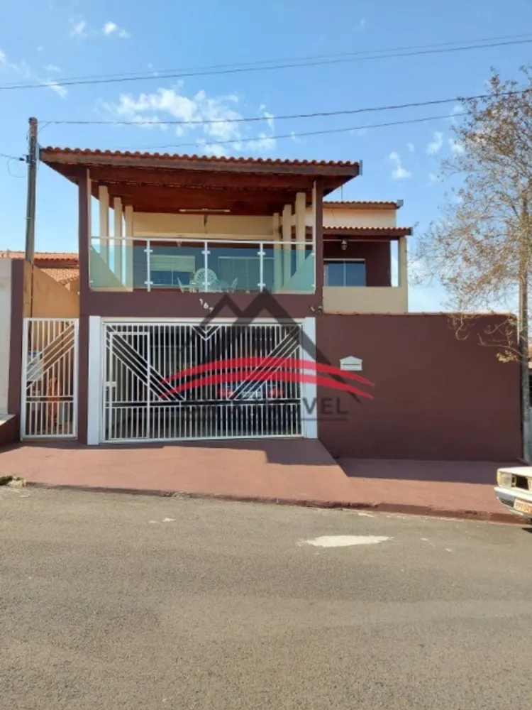 Sobrado, 4 quartos, 270 m² - Foto 1