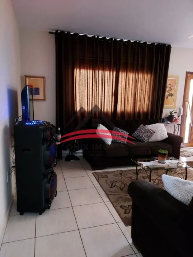 Sobrado, 4 quartos, 270 m² - Foto 2