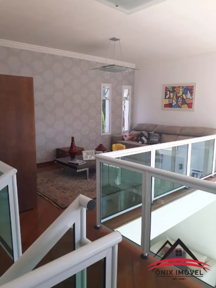 Casa de Condomínio à venda com 4 quartos, 350m² - Foto 4