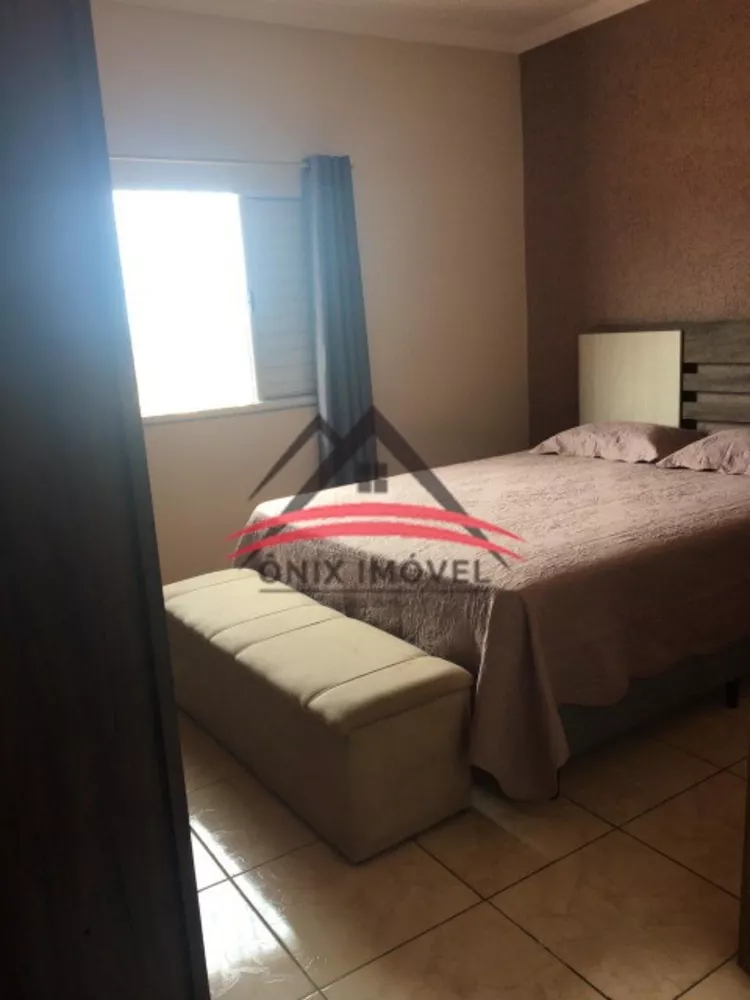 Sobrado à venda com 5 quartos, 150m² - Foto 2