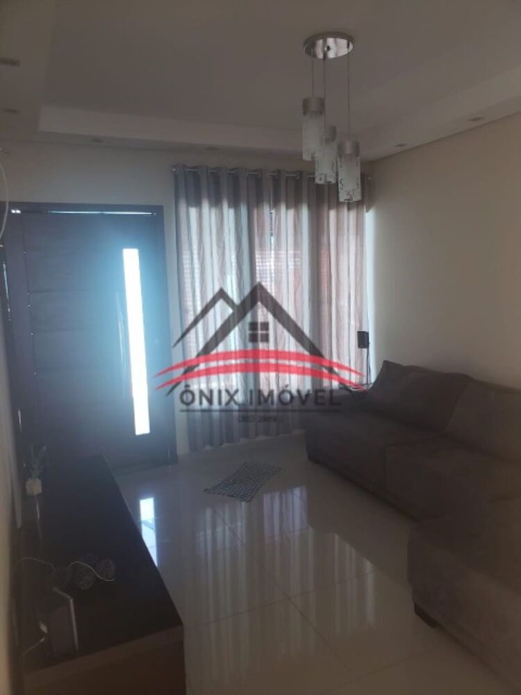 Casa à venda com 3 quartos, 340m² - Foto 1