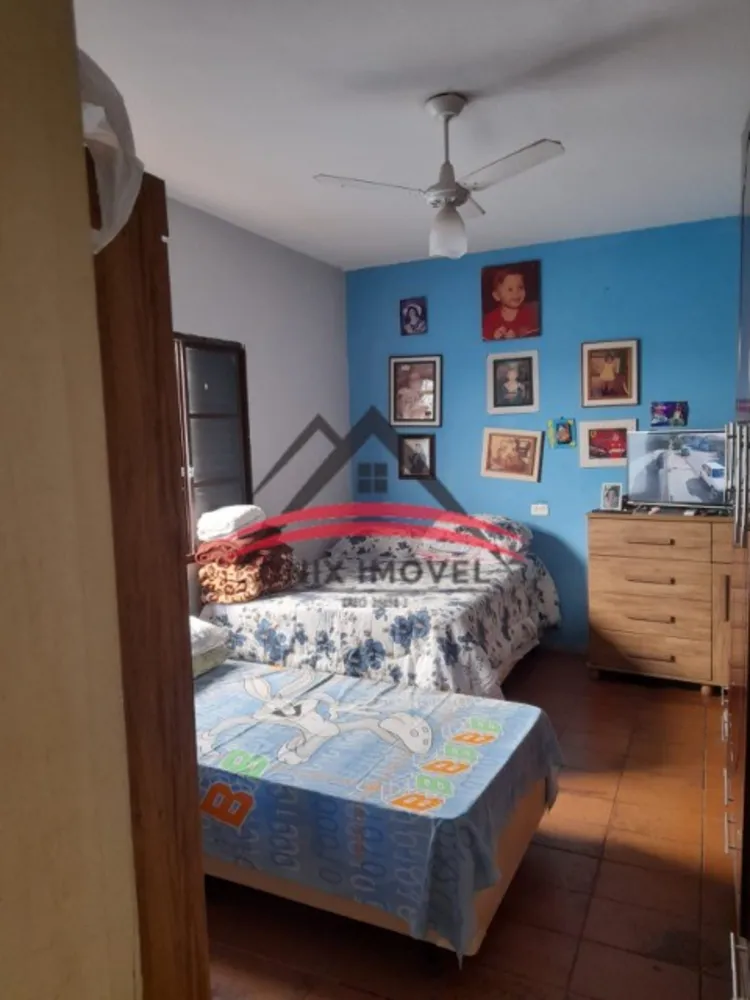 Casa, 3 quartos, 200 m² - Foto 2